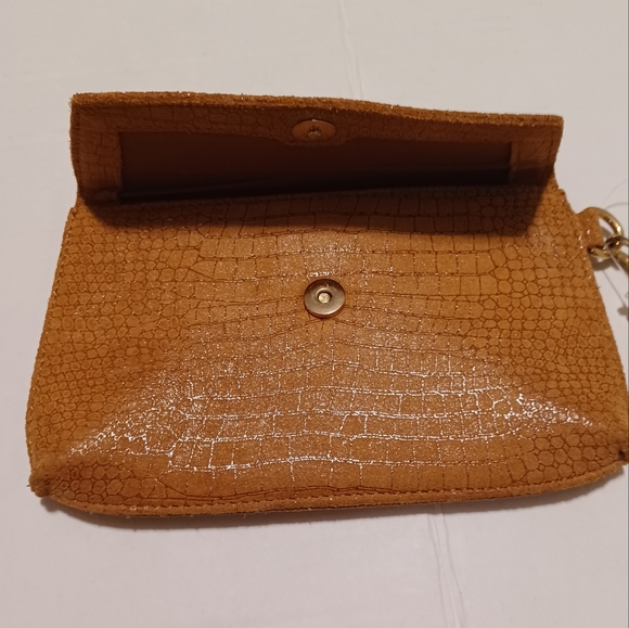 ANTHROPOLOGIE Brown Leather Wristlet Purse. - Picture 5 of 12